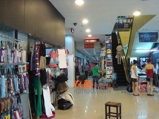 杭州中星外貿(mào)服飾城全攻略 地址交通、拿貨秘訣與營業(yè)指南