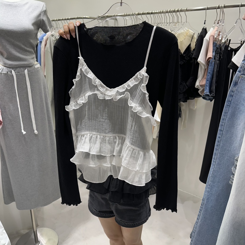 260319-0089 服裝服飾批發(fā) 行業(yè)趨勢(shì)、挑戰(zhàn)與機(jī)遇